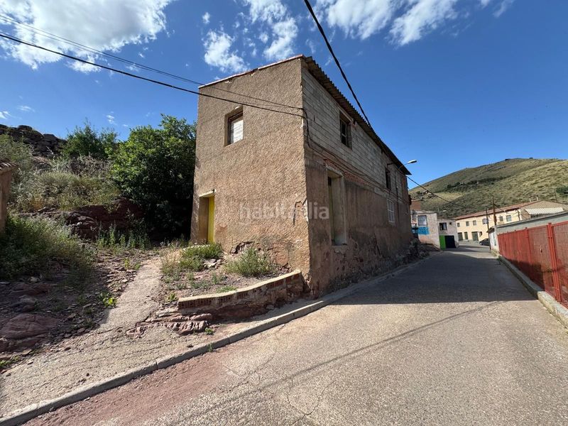 Foto f351372d-ef58-4199-a51f-107d127473ab. Masia a Brea de Aragón