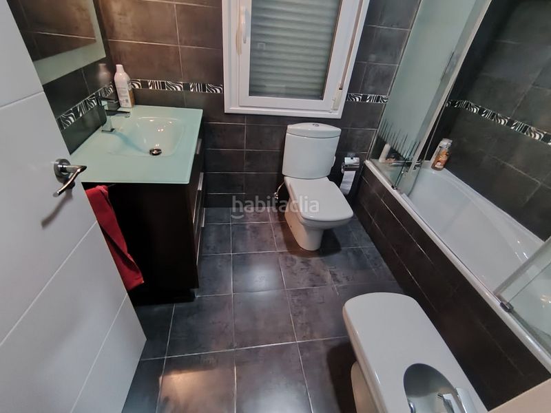 Foto 4ff2381c-96ba-4563-8404-8105544504af. Casa amb calefacció aparcament piscina a Nuez de Ebro