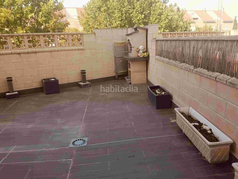 Foto 74428d0d-71ea-4d43-be86-0e3647d55105. Casa adossada amb calefacció aparcament a María de Huerva