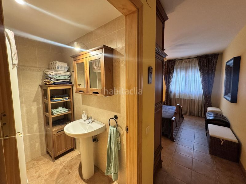 Foto ea36ad86-b3ea-47e4-84e4-d1c9b7bb90d3. Pis amb calefacció aparcament a Arén