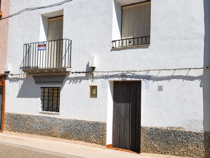 Foto d7aee04b-dd98-477b-a9ee-a888e43dacb9. Masia a Torrijo de la Cañada