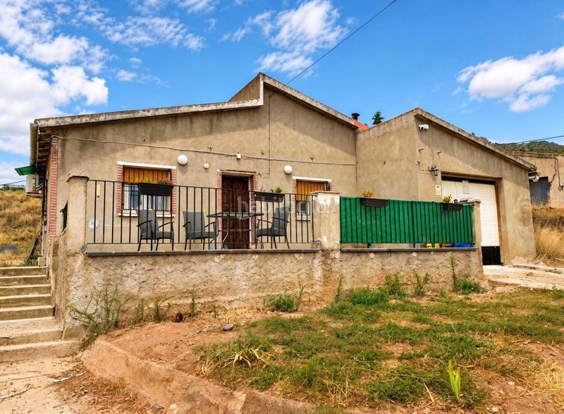 Foto 01041fb7-7f72-425d-95b4-4cec7663e95b. Casa amb aparcament a Torrijo de la Cañada
