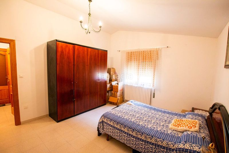 Foto e3599f84-f572-420f-873b-5ef7e1de10d5. Casa amb calefacció a Chiprana