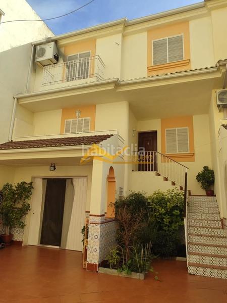 Foto bf6a7dcf-4a58-4f47-8fc2-1fe04a63a905. Casa amb calefacció a Bailén