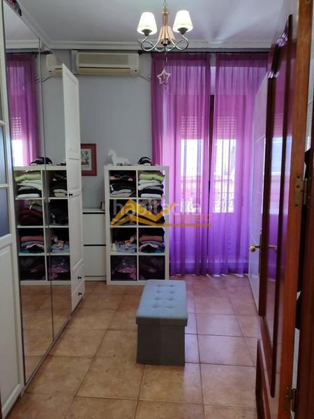 Foto 4f8289bb-2bfc-4ac5-9046-e70f6b0b8ab1. Maison dans Centro ciudad Linares