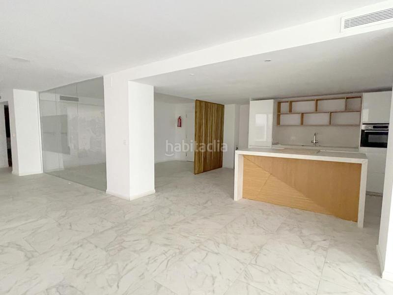 Foto 8a4c829c-7542-441e-bd75-cb6806523ffe. Alquiler oficina  centro en Ricardo Soriano Marbella