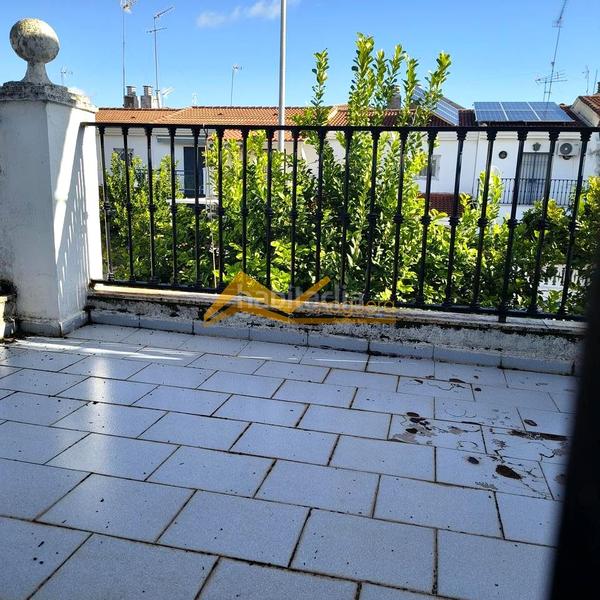 Foto 2017998e-55d0-4fb0-aafe-8342817fcb41. Reihenhaus in Linarejos Linares