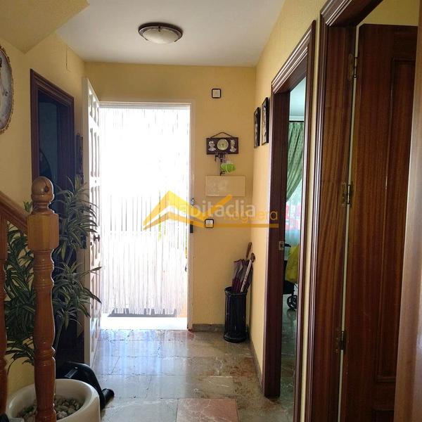 Foto b96dc42f-cb70-4735-8dae-9c84618fe8a6. Reihenhaus in Linarejos Linares