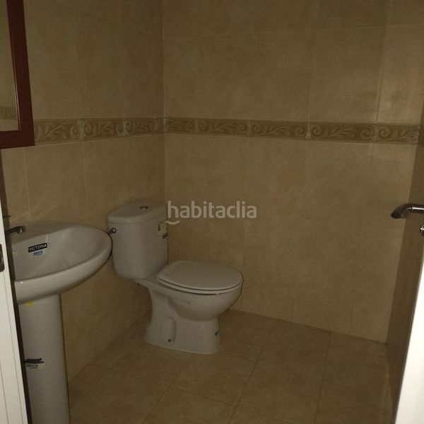 Foto e7b34998-af22-4daf-b57d-2e9d32e1e9ab. Xalet amb piscina a San Gonzalo Linares