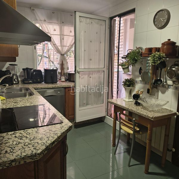 Foto b396538d-b414-4ce1-8149-7a2aeb6ff388. Pis a La Zarzuela - San José - Belén Linares