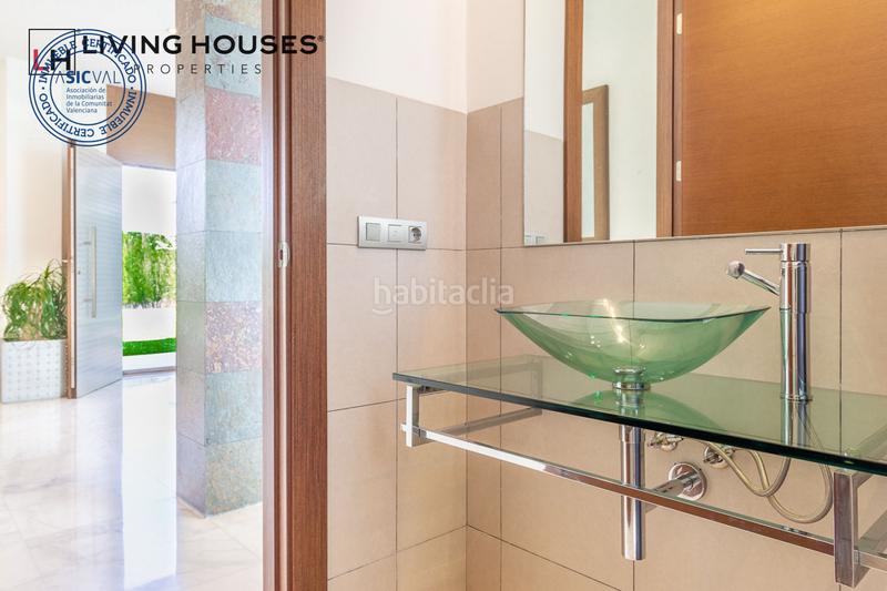 Foto 0a3483ed-f162-4b61-bcf8-b30bf97c0e30. Casa con riscaldamento parcheggio piscina in Playa Burriana