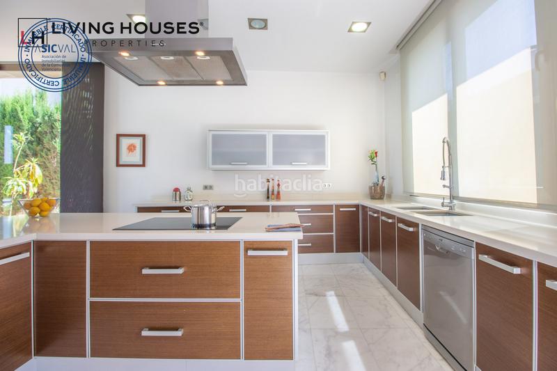 Foto 37681395-34ac-471c-afab-be284f9cbfa5. Casa con riscaldamento parcheggio piscina in Playa Burriana