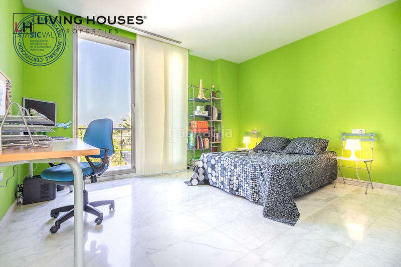 Foto 832ad77a-4c0e-4dd0-842e-52942f3b9103. Casa con riscaldamento parcheggio piscina in Playa Burriana