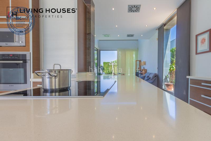 Foto e95874ec-93b6-49b3-a3f5-ddc511346699. Casa con riscaldamento parcheggio piscina in Playa Burriana