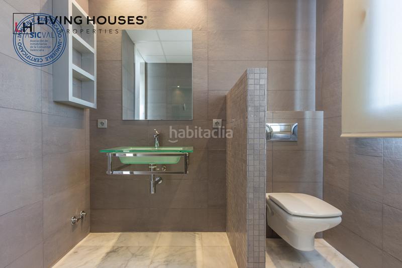 Foto f458cee2-f19f-432f-b8b8-f5b44fd3653e. Casa con riscaldamento parcheggio piscina in Playa Burriana