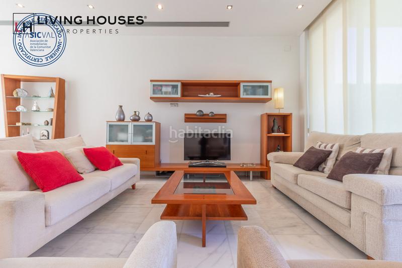 Foto f7b171c8-6e9f-48fa-8653-eaa01cc7f7aa. Casa con riscaldamento parcheggio piscina in Playa Burriana