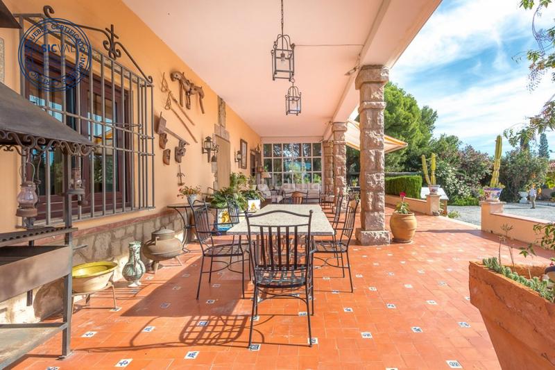 Foto 5d5fa3ac-76d2-4f96-ae37-656915ff6e1d. Haus mit heizung parking pool in Mestrets Castellón de la Plana