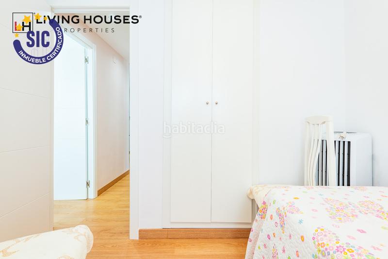 Foto 8a263166-9073-4428-882e-2351de232594. Piso en Oropesa del Mar-orpesa - edif. bonlloc avda. del faro 35 descubra su nuevo hogar en el corazón orpesa, en la codiciada zona Playa de la Concha. se presenta esta magnífic en Oropesa del Mar