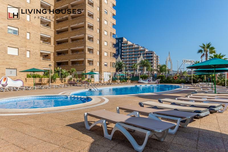 Foto b2c7deaf-ca60-4418-b2eb-17dac3076c3e. Piso en Oropesa del Mar-orpesa - edif. Aguamarina avda jardín 3 descubre la joya que estabas buscando en marina d or, orpesa! presentamos un encantador piso a la venta que combina en Oropesa del Mar