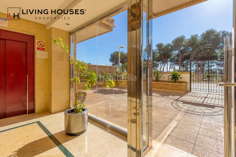 Foto d242c5e3-337a-411d-ac3d-f9b781fb85ee. Piso en Oropesa del Mar-orpesa - edif. Aguamarina avda jardín 3 descubre la joya que estabas buscando en marina d or, orpesa! presentamos un encantador piso a la venta que combina en Oropesa del Mar