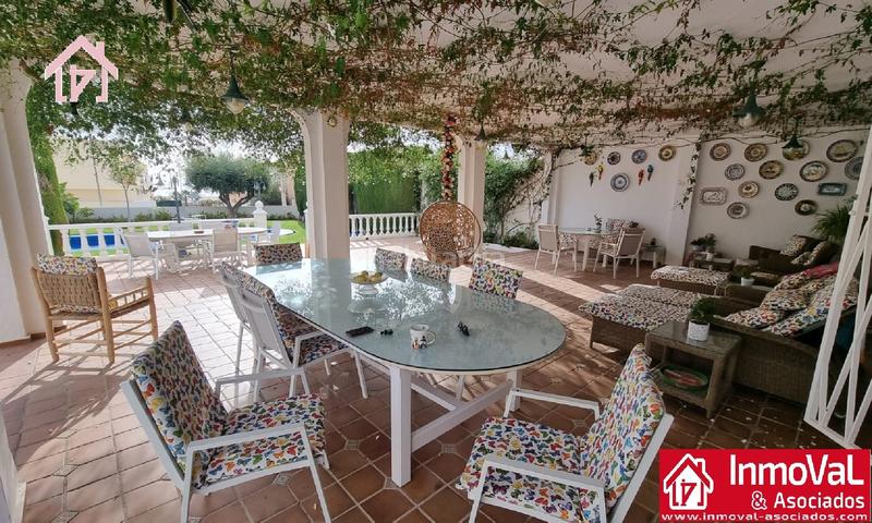 Foto 9cb2894f-bf0c-43be-8247-a3242189744e. Chalet  en Las Marinas - Pueblo Laguna Vera