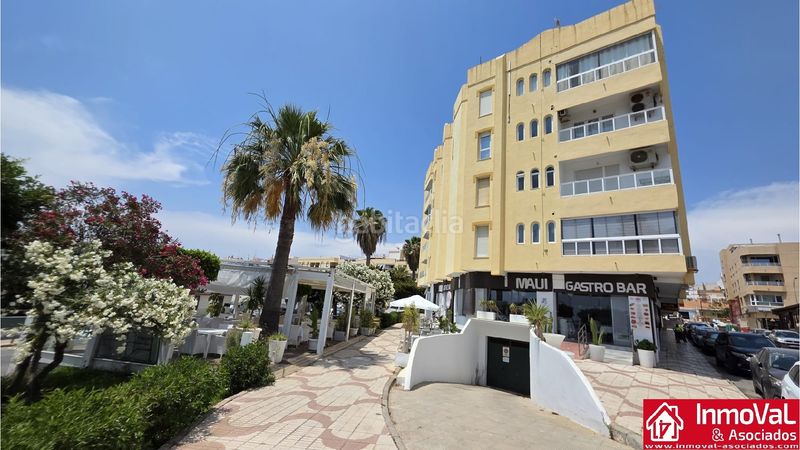 Foto cce16aa3-2ab3-4f98-8b83-bca48c5fa069. Piso  en puerto de Garrucha Garrucha