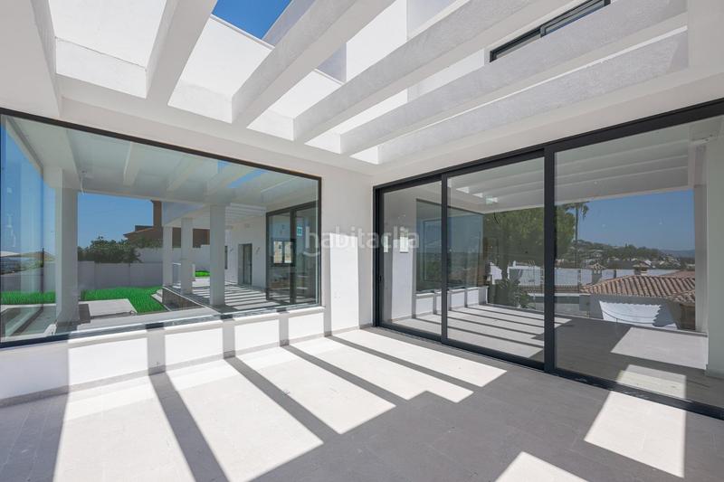 Foto b3c112cf-3b03-45b2-9a46-6eae3f05d27c. Casa amb calefacció aparcament piscina a Las Flores Mijas