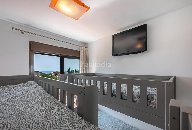 Foto 9c7952d9-a41d-49e6-aee4-06ee16569c2c. Duplex avec chauffage parking piscine dans Montemar Torremolinos