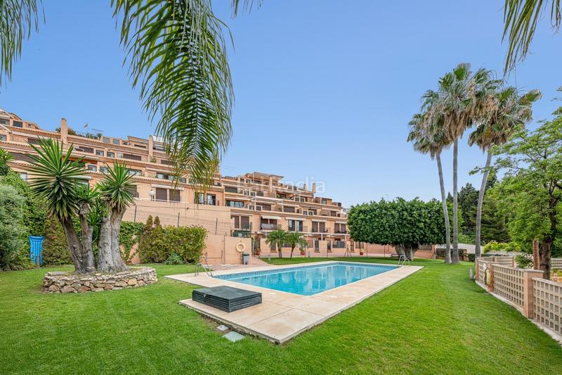Foto a5e096ee-b4d3-455d-9d66-02489424af16. Duplex avec chauffage parking piscine dans Montemar Torremolinos