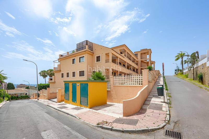 Foto f9d7eff0-83b9-4cf6-9dda-8d71b5c5d216. Duplex avec chauffage parking piscine dans Montemar Torremolinos