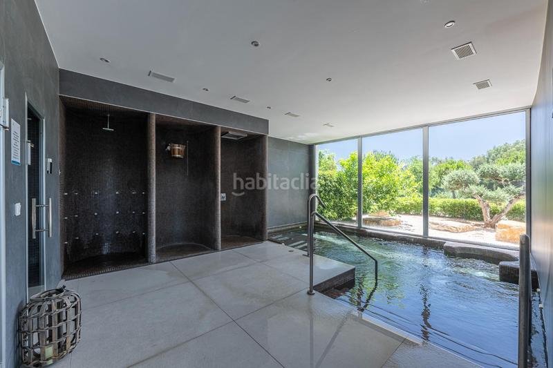 Foto 3300b6c6-ee0e-4463-8a0c-d1b057d2bd08. Planta baixa amb aparcament piscina a Guadalobón Estepona