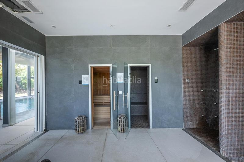 Foto da63af3d-5a6b-4609-a3d2-a68d001794d5. Planta baixa amb aparcament piscina a Guadalobón Estepona