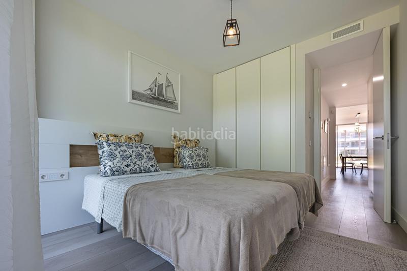 Foto f0c7f8cd-04f6-48b9-808b-e727f38c6841. Planta baixa amb aparcament piscina a Guadalobón Estepona