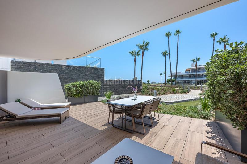 Foto f92d41e4-873e-4d06-94d1-3380759627c2. Planta baixa amb aparcament piscina a Guadalobón Estepona