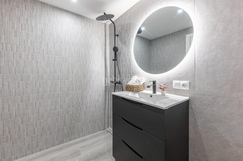 Foto bc4e9ff0-4fce-41ba-88b9-89cbaa6947f8. Appartamento con parcheggio in Los Árboles Mijas