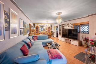 Maison à Zarzalon 21. Exclusiva finca turística con licencia vacacional en cártama