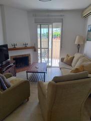 Lloguer Casa adossada a Los Pacos. Alquiler adosado fuengirola