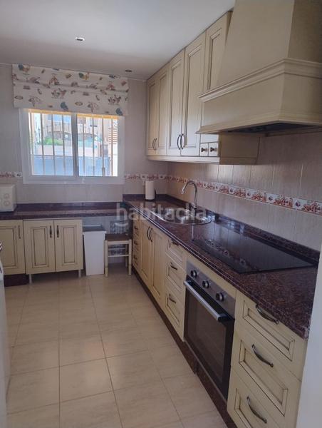 Foto 1d1d24cc-82fa-4957-b7b8-024b5e8beddf. Lloguer casa adossada amb aparcament a Los Pacos Fuengirola