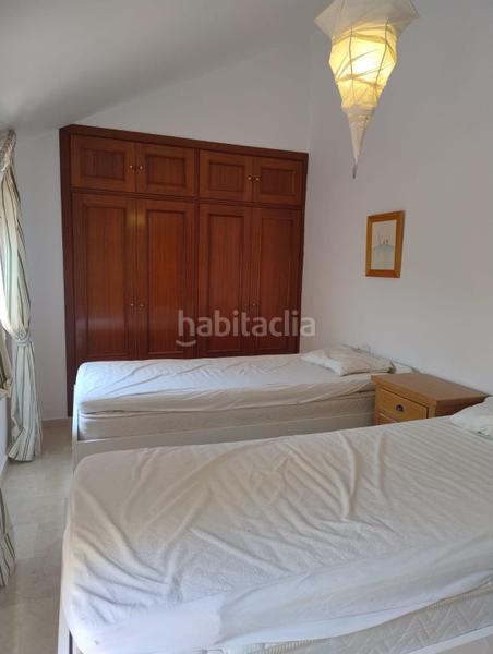 Foto c3cec1d2-62b6-4901-b06b-d90a3ccde587. Lloguer casa adossada amb aparcament a Los Pacos Fuengirola