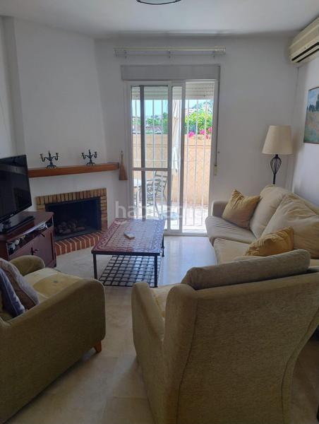 Foto 6fcb7761-476b-4f60-8969-e22a4b383965. Location maison jumelée avec parking piscine dans Los Pacos Fuengirola