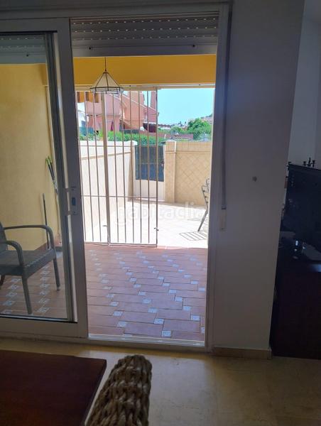 Foto d286380e-f97e-48b6-b0d2-c512a555f077. Location maison jumelée avec parking piscine dans Los Pacos Fuengirola