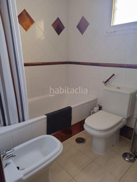 Foto e7f371a6-359e-48e4-be7c-a6217fcfb67d. Location maison jumelée avec parking piscine dans Los Pacos Fuengirola