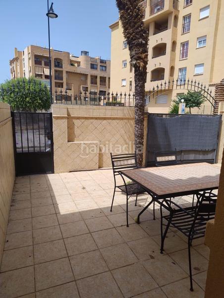 Foto 6fafaaff-fc0f-45e8-ae93-5513cddab6b1. Rent semi detached house with parking in Los Pacos Fuengirola