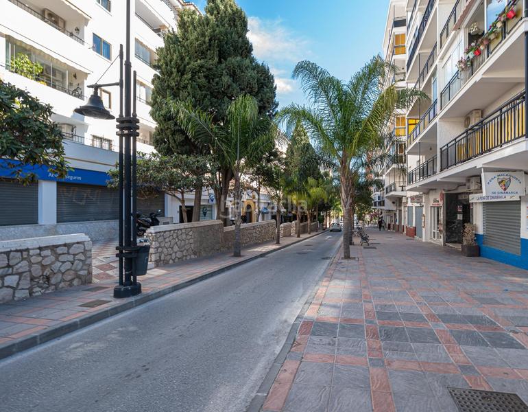 Foto 292618a3-53b8-44d9-ba9c-73fa57dacc4e. Casa adossada a avenida acapulco 8 a Los Boliches Fuengirola