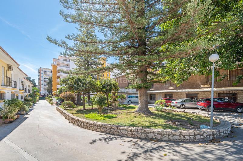 Foto b362e4c0-344b-4082-8075-de97bf91c7fd. Casa adossada a avenida acapulco 8 a Los Boliches Fuengirola