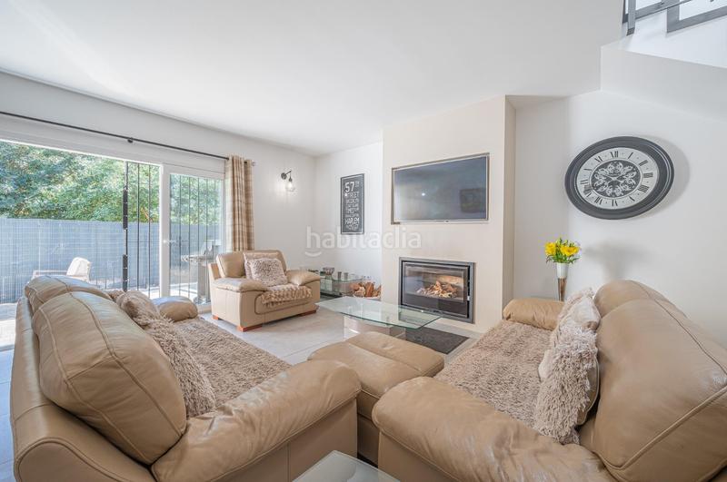 Foto e7b45102-853c-4729-98a1-0898aae54c02. Casa adossada a avenida acapulco 8 a Los Boliches Fuengirola