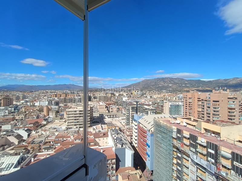 Foto 1df96837-7a58-43e5-b10d-f7827fc200b0. Lloguer estudi a paseo maritimo rey de españa 32 a Fuengirola