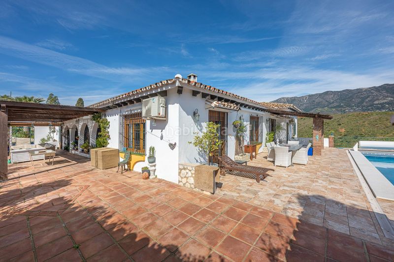 Foto 1601402a-9930-4733-b89f-a099af95c442. Chalet dans urbanizacion loma del flamenco dans Mijas golf Mijas