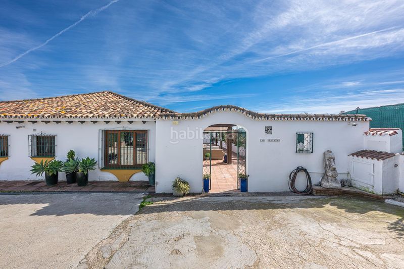 Foto 1c723372-ae7b-4418-902a-fe4e6ab1744b. Chalet dans urbanizacion loma del flamenco dans Mijas golf Mijas