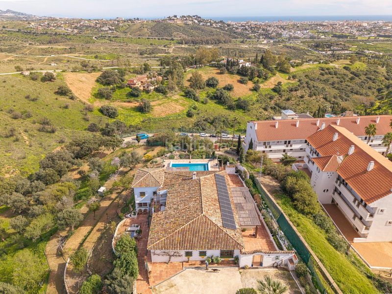 Foto 252d6e23-d933-4272-9a8a-5d9627f47826. Chalet dans urbanizacion loma del flamenco dans Mijas golf Mijas